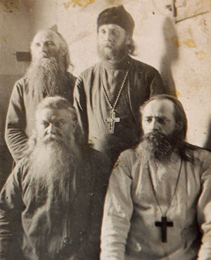 Отец Николай в Воронежской тюрьме с единомысленным духовенством. 1928 г.