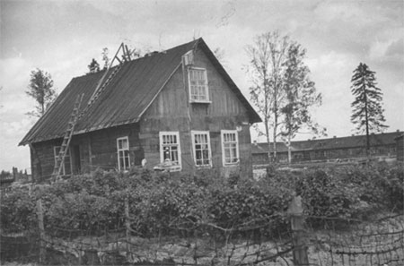 Дом А. Чистякова в Коломягах. Фотография из следственного дела. 1942 год.